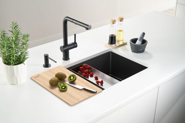 FRANKE - Maris Workcenter Sink - matte black